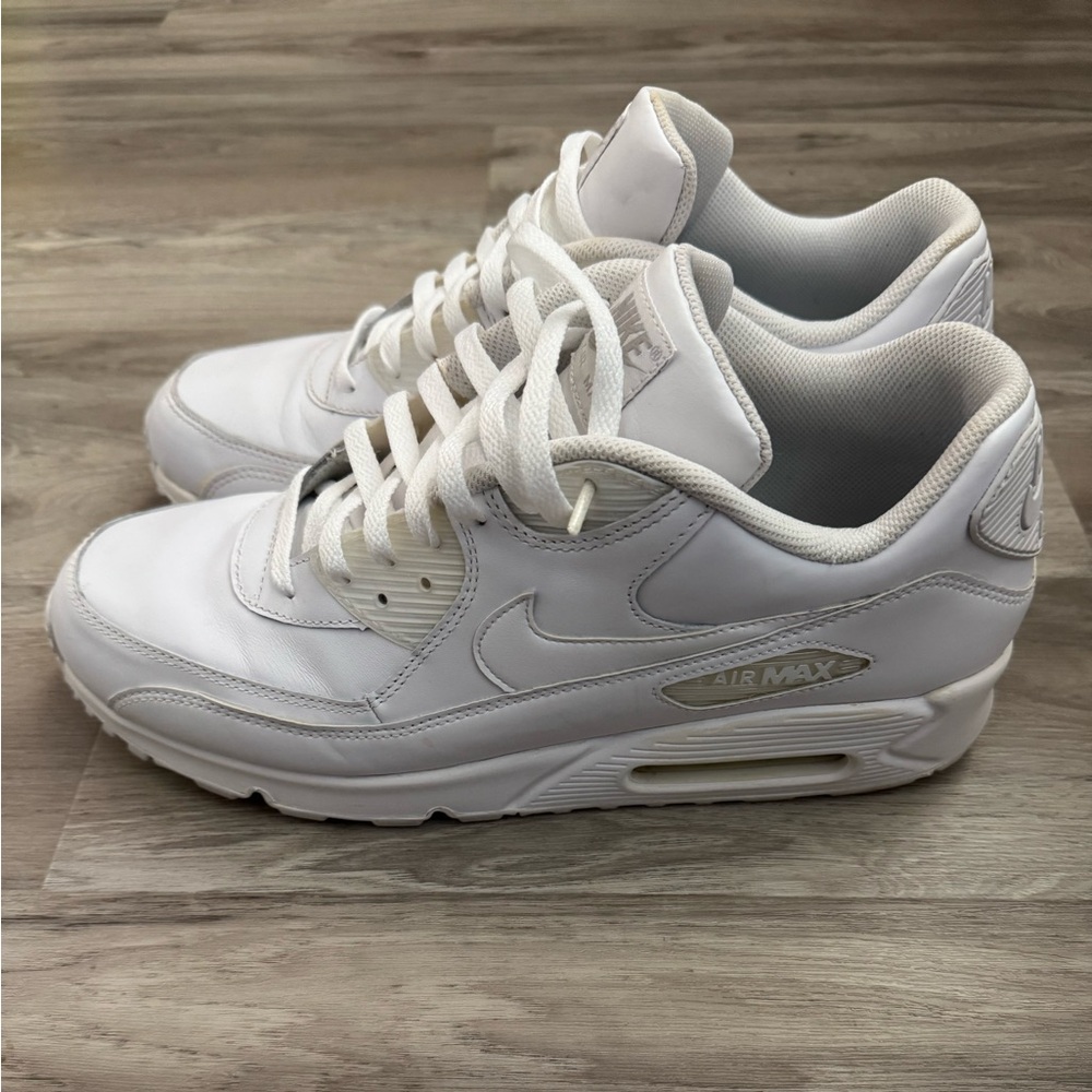 Nike Air Max 90's Triple White - Picture 7 of 9